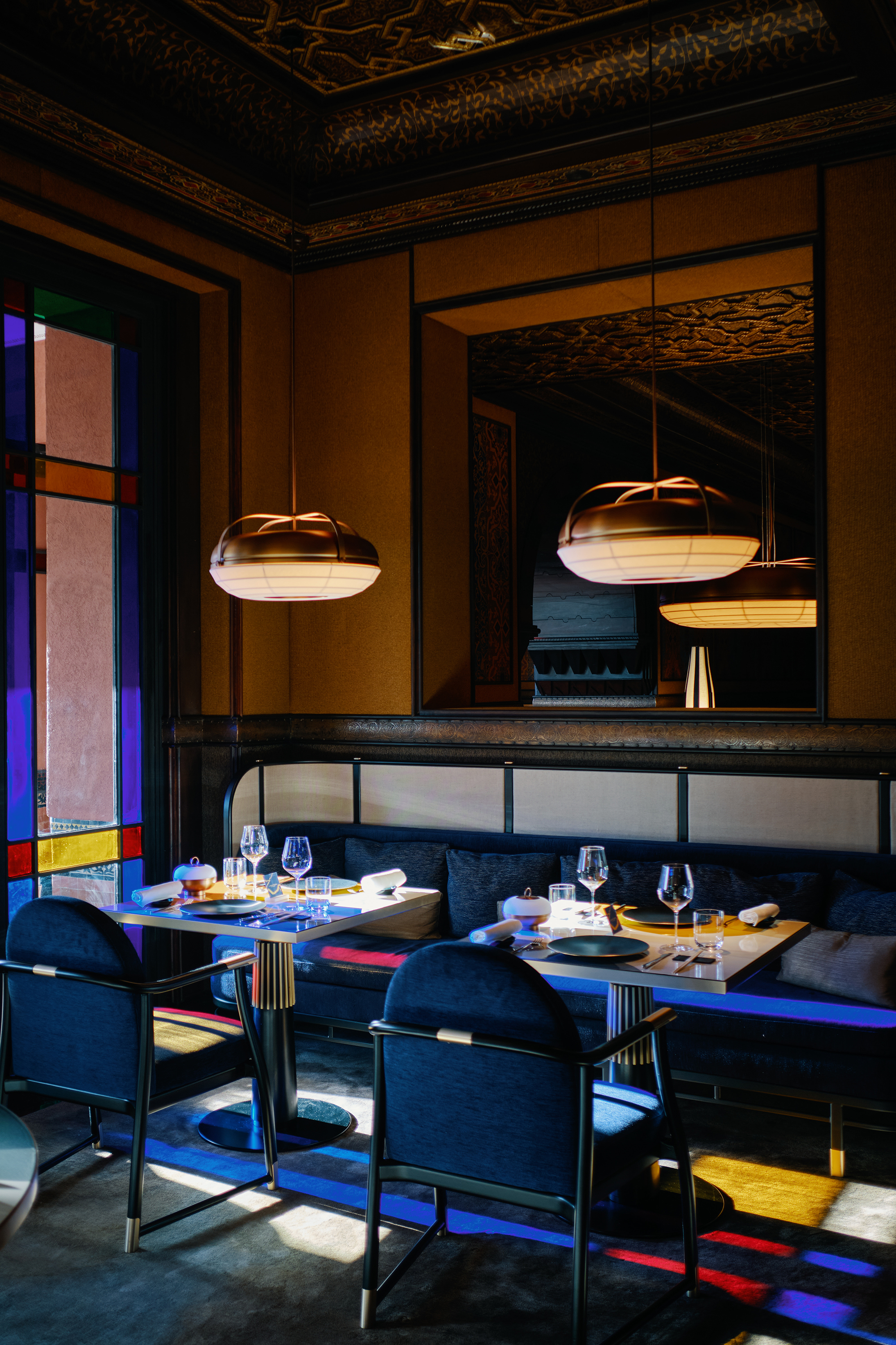 l_asiatique-13-la-mamounia-alan-keohane.jpg Voyons voir design lumière lighting 