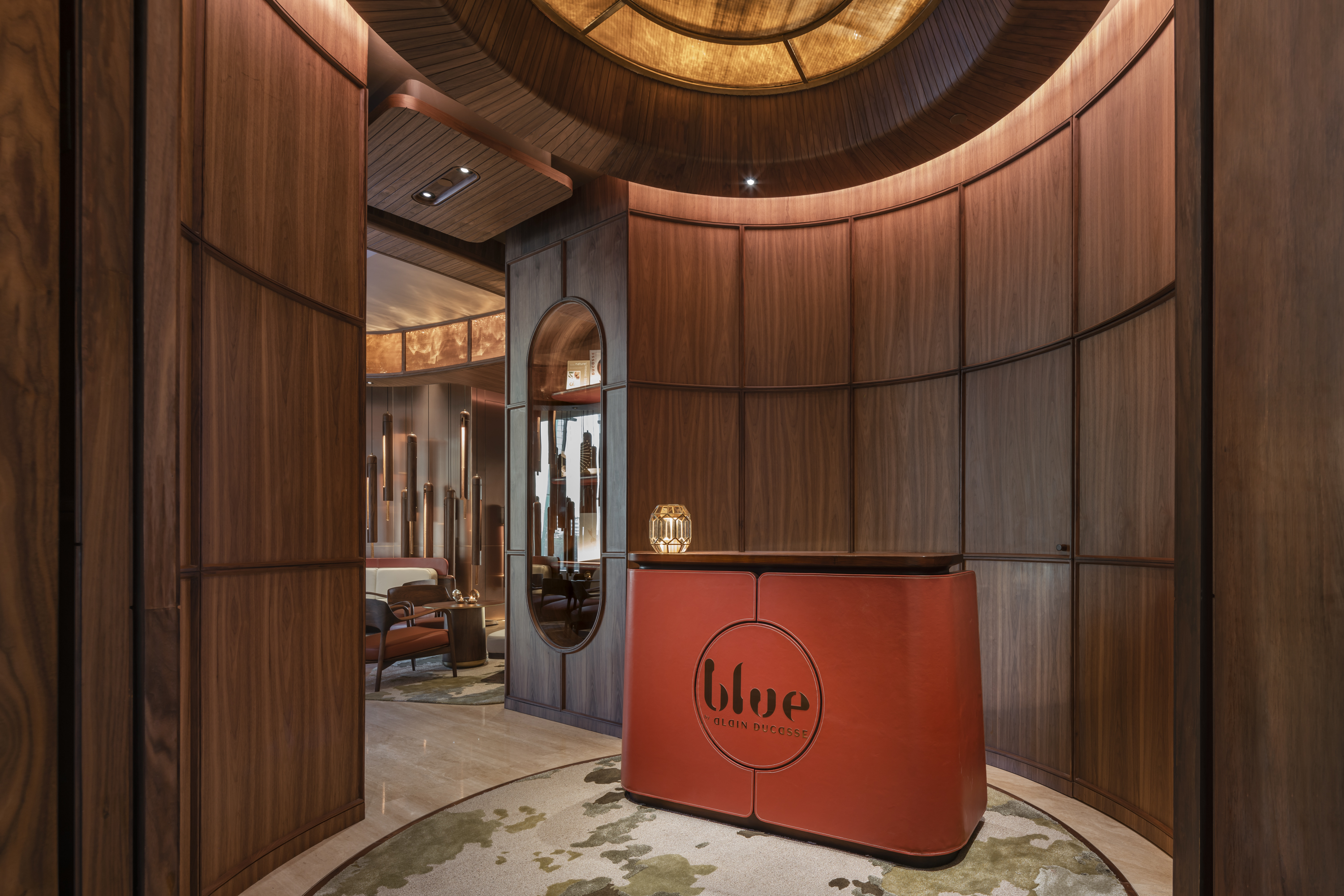 blue-by-alain-ducasse_jouin-manku_photo_w-workspace_02.jpg Voyons voir design lumière lighting 