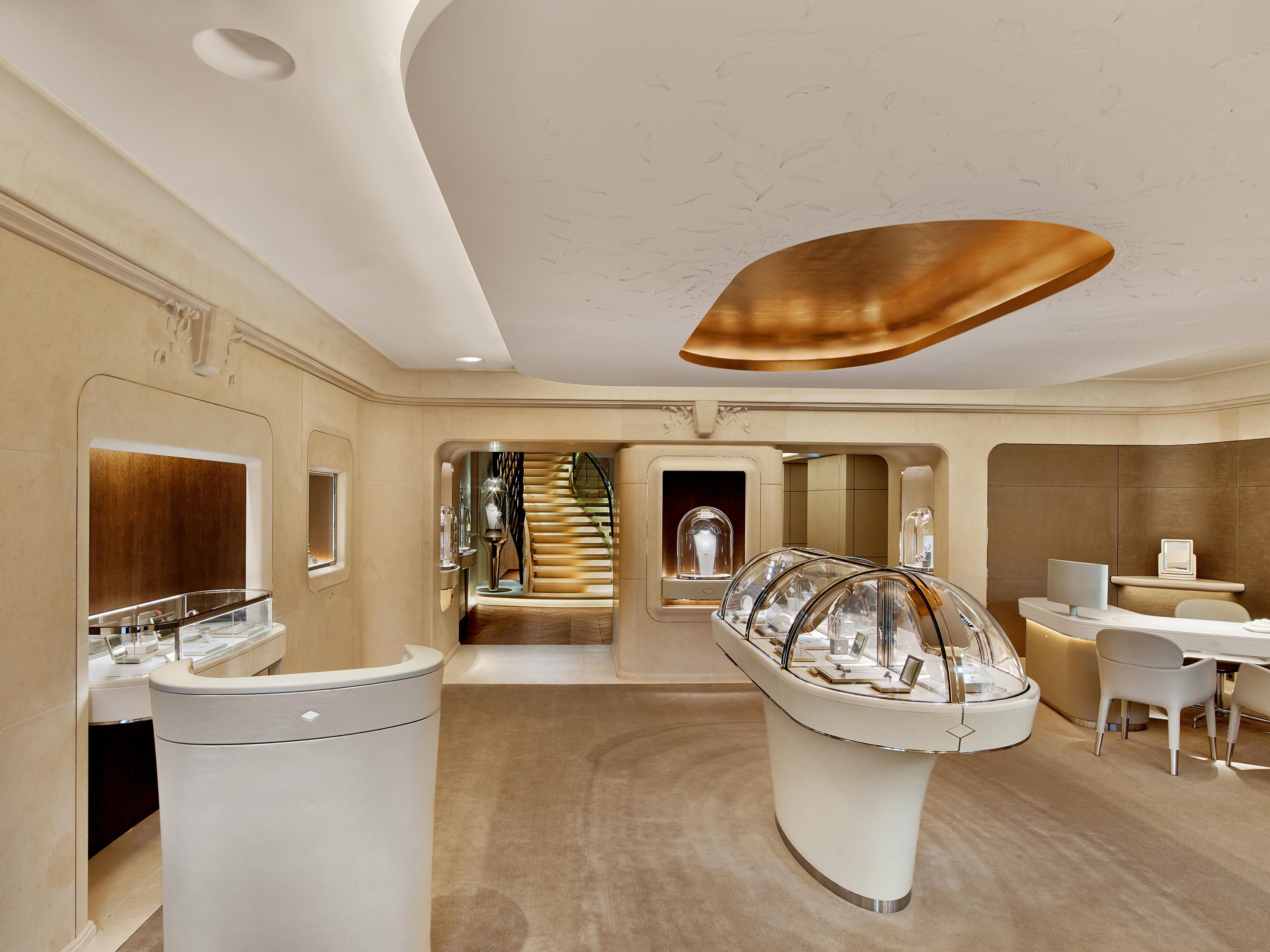 van-cleef-arpels-paris-jouin-manku-c-eric-laignel-91.jpg Voyons voir design lumière lighting 